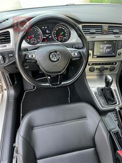 فولكسفاغن جولف